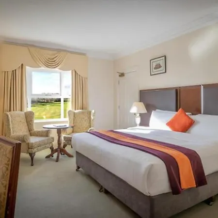 Woodstock 4* Ennis