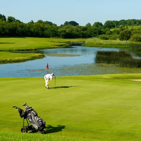 Ξενοδοχείο Woodstock 4*