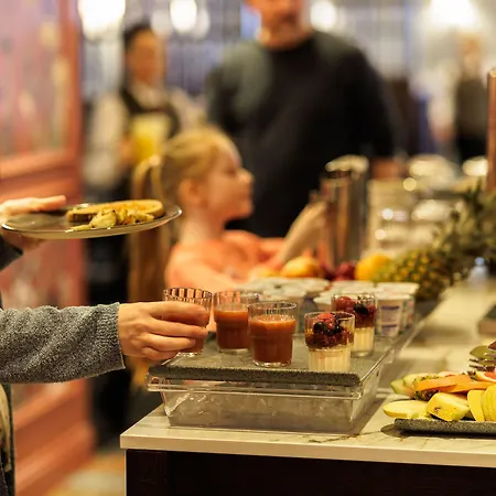 Woodstock Ξενοδοχείο